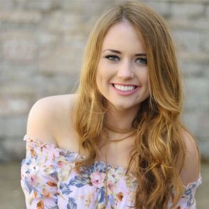 Meet your Posher, Caroline