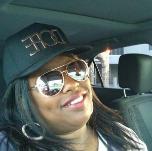 Meet your Posher, Veronica