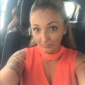 Meet your Posher, Charlotte