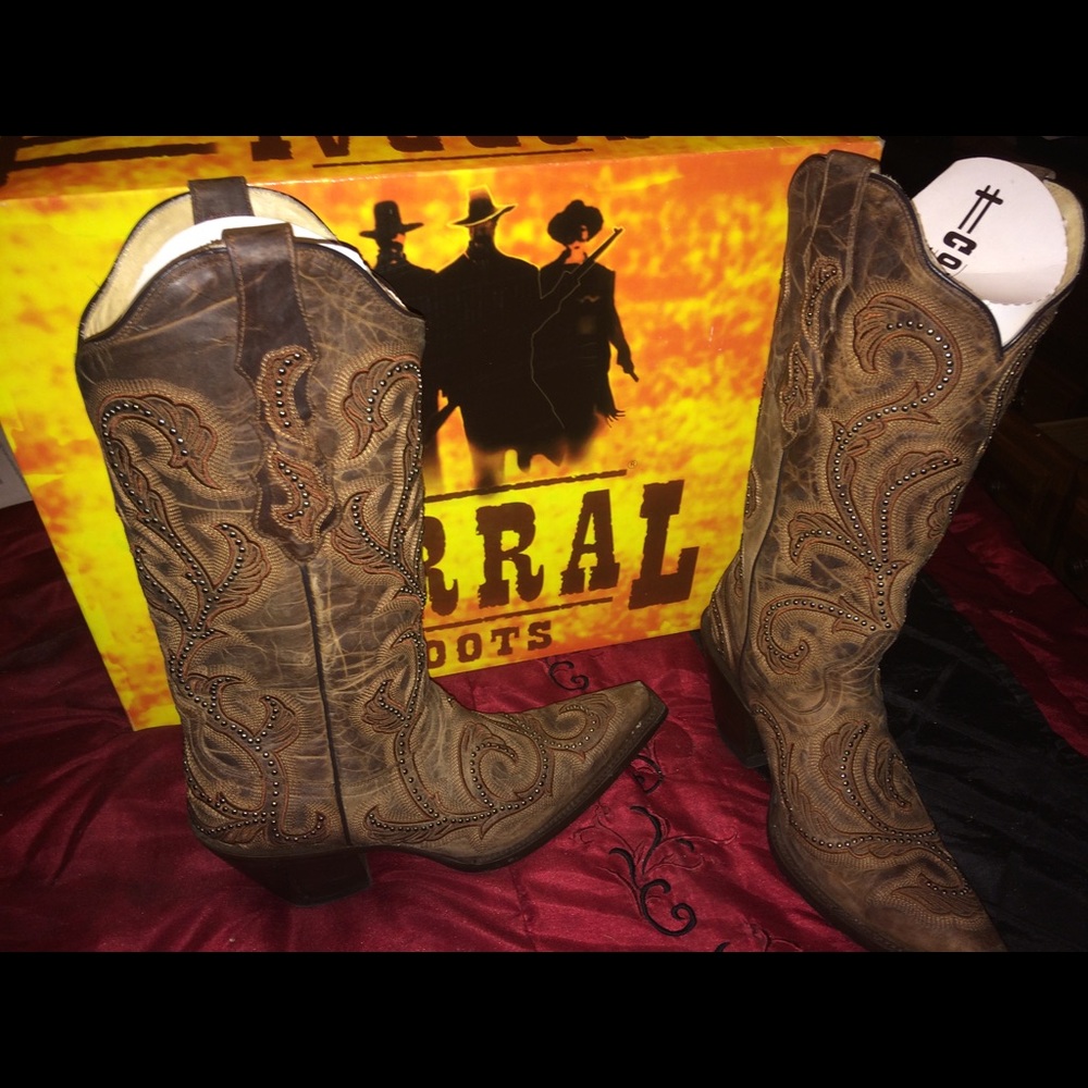 Corral boots women 7
