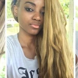 Meet your Posher, Karissa