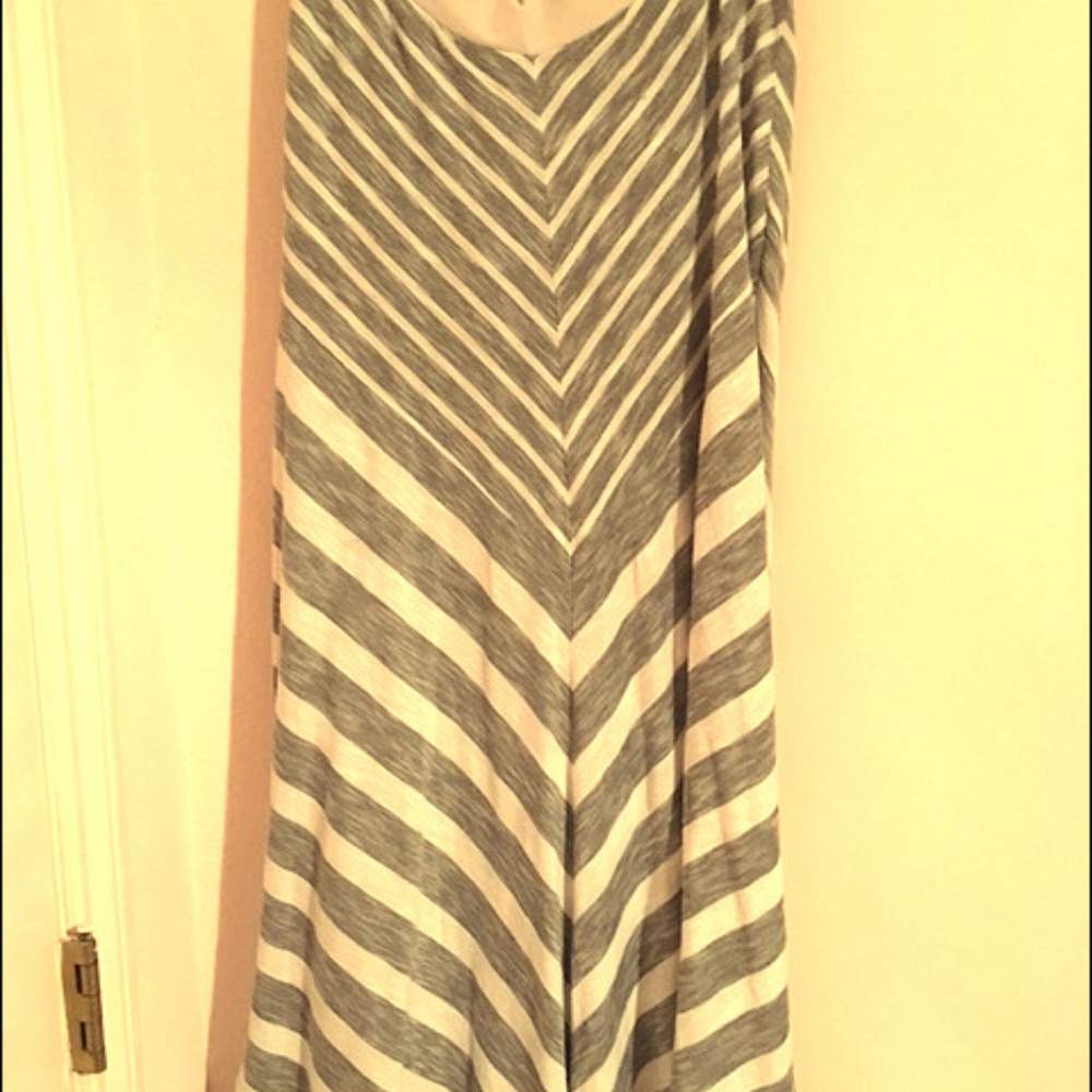 Maternity maxi skirt