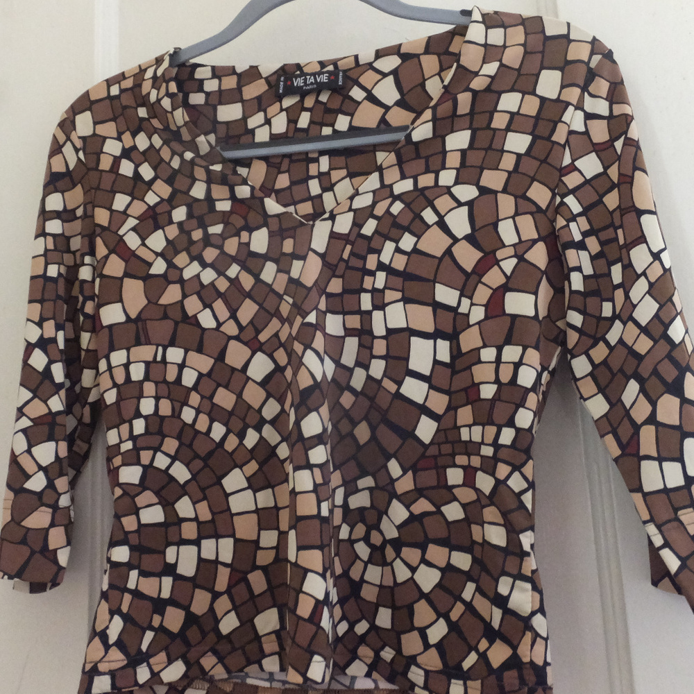 Tan, Brown and Cream Mosaic 3/4 Sleeve Top