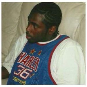 Meet your Posher, Curtisha