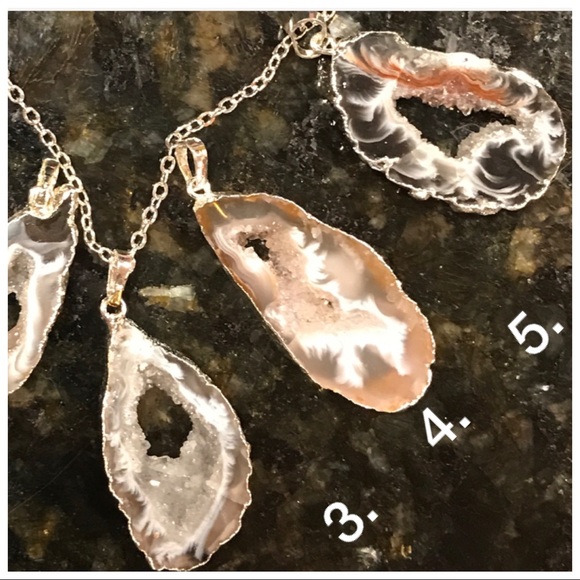 Solar agate slices w/silver electroplating w/chain - Picture 3 of 8