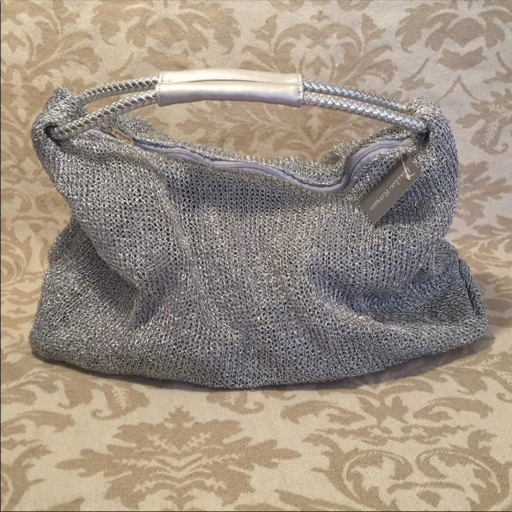Silver Shoulder Bag 🌬