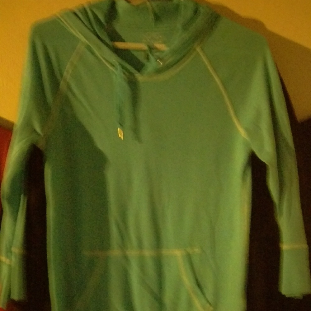 Long sleeve light weight hood