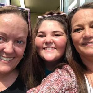 Meet your Posher, Melissa