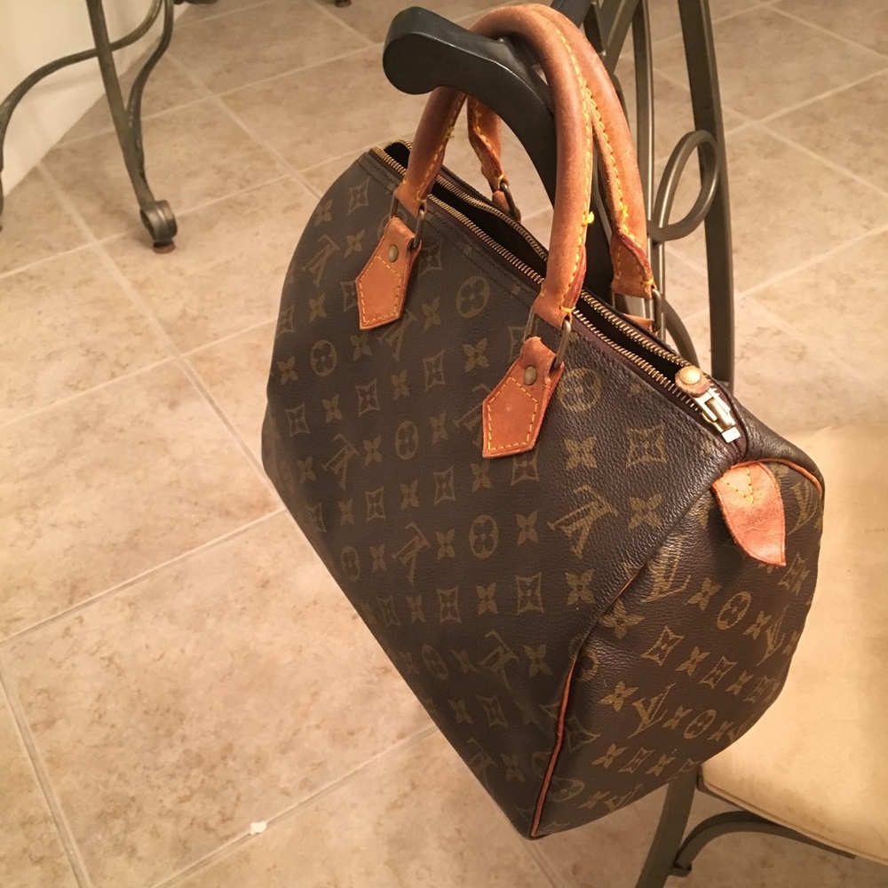 💯 Authentic Louis Vuitton Speedy 30