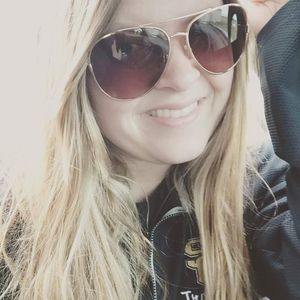 Meet your Posher, Britt