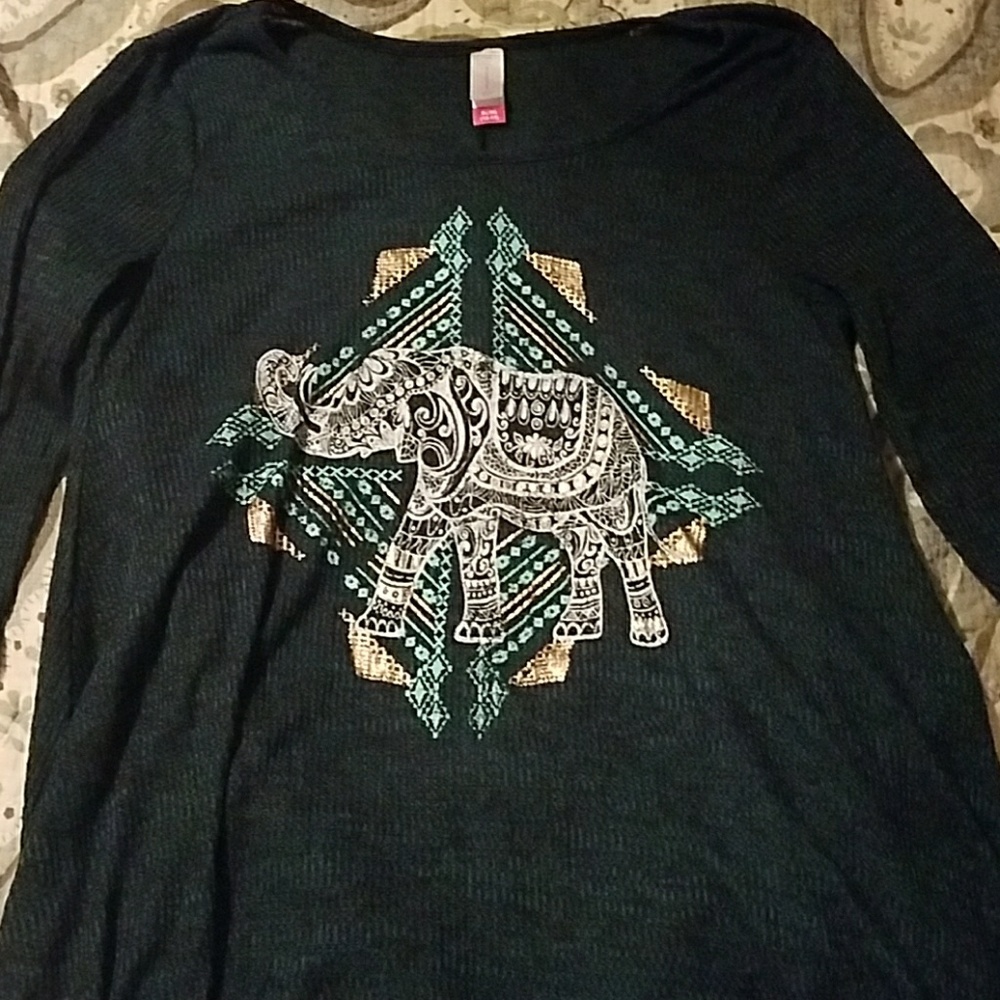 Long sleeve shirt