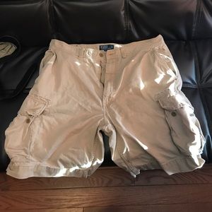 Polo Ralph Lauren cargo shorts size 40 EUC