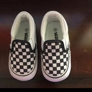 Vans crib shoes