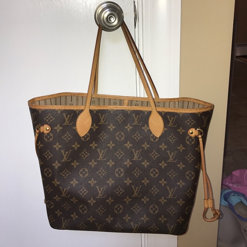 Authentic Louis Vuitton Neverfull MM