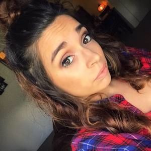 Meet your Posher, Kaitlyn