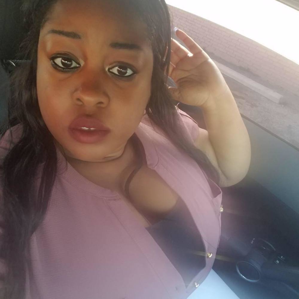 Meet your Posher, Laneshia