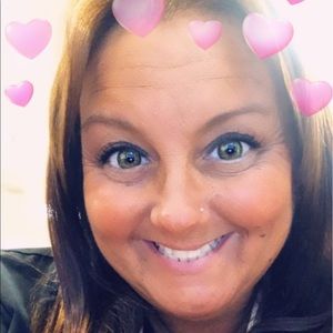 Meet your Posher, Dina