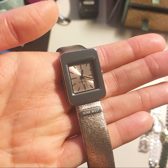 4 WATCH BUNDLE!!!! Ann Klein,Nine West,DKNY (with box) - Picture 3 of 6