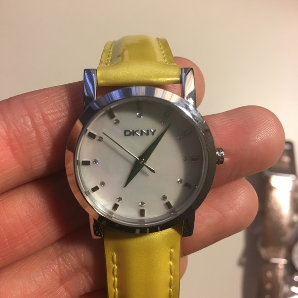 4 WATCH BUNDLE!!!! Ann Klein,Nine West,DKNY (with box) - Picture 6 of 6