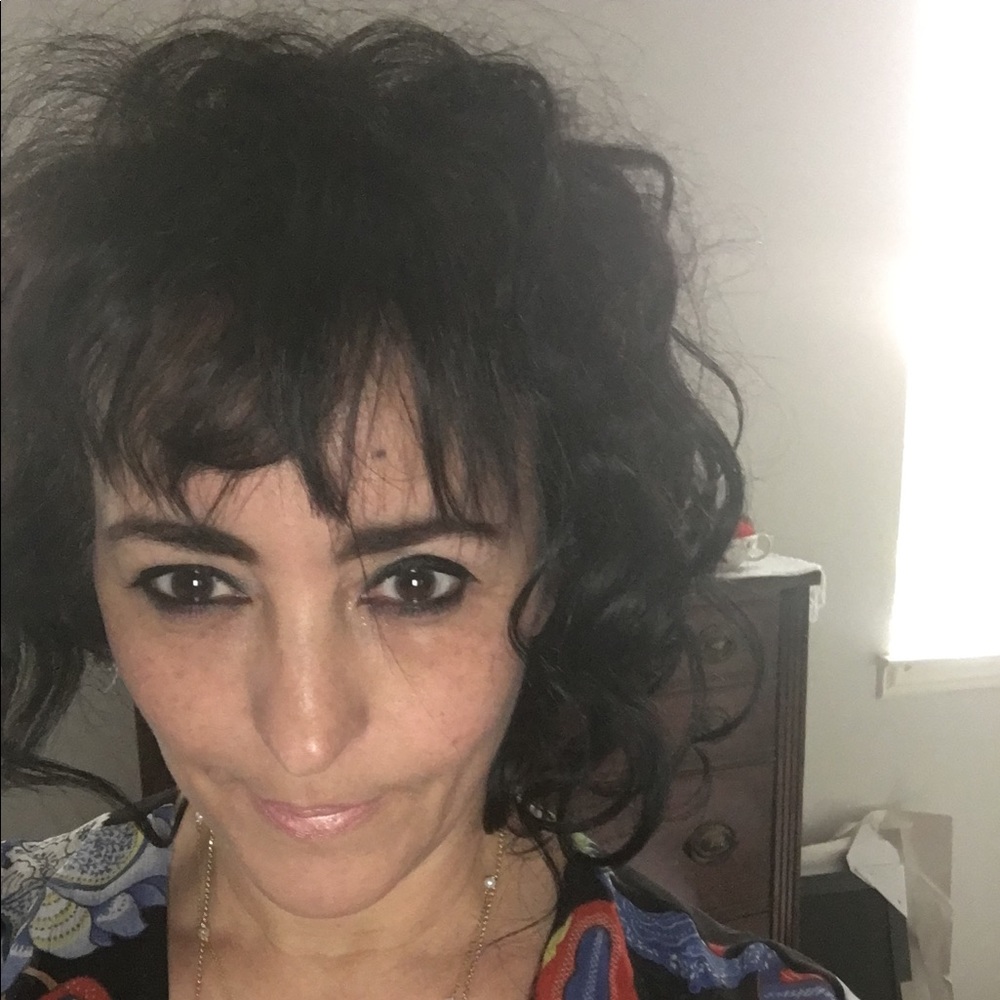 Meet your Posher, Nadine