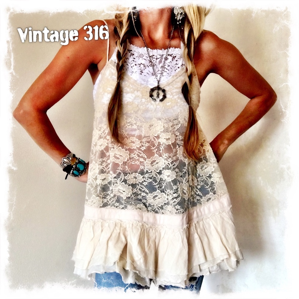 A-line Ruffles & Lace Layering Tank~