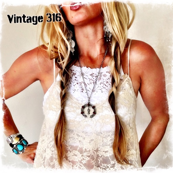 A-line Ruffles & Lace Layering Tank~ - Picture 2 of 2