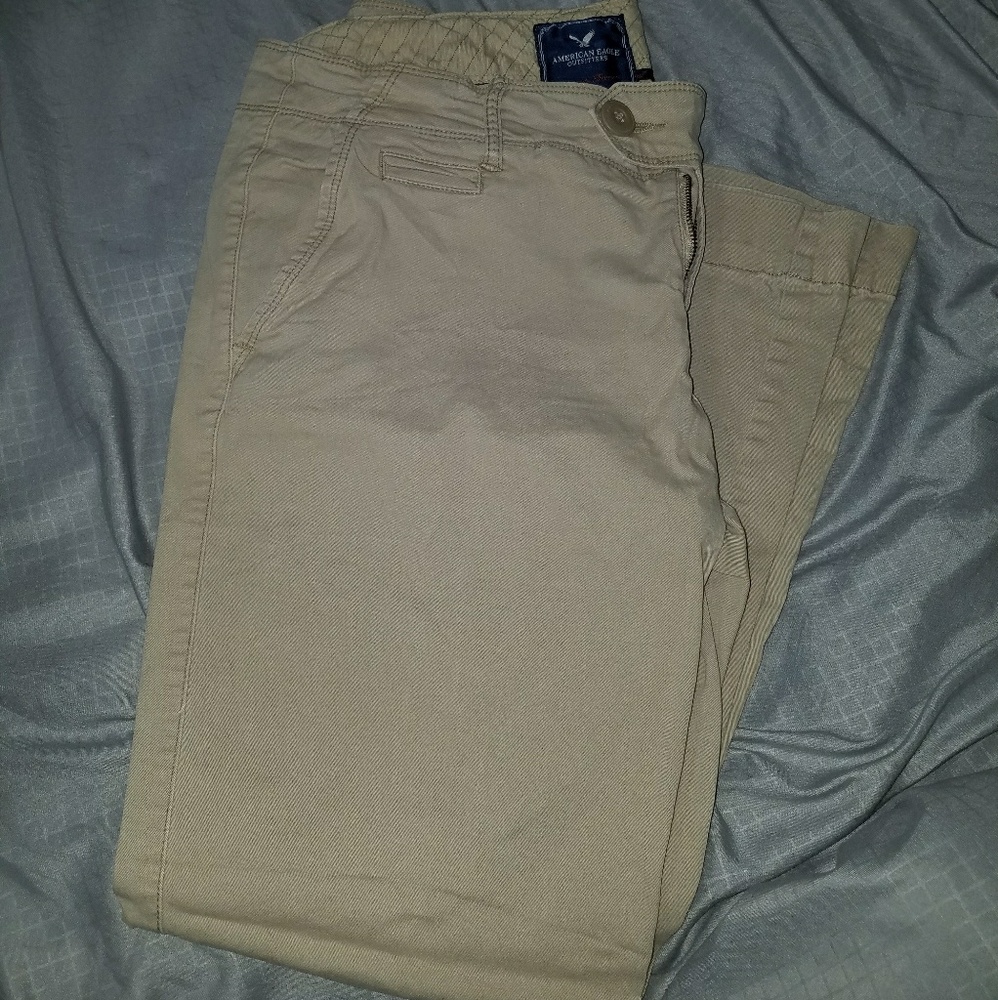 American Eagle Favorite Trouser