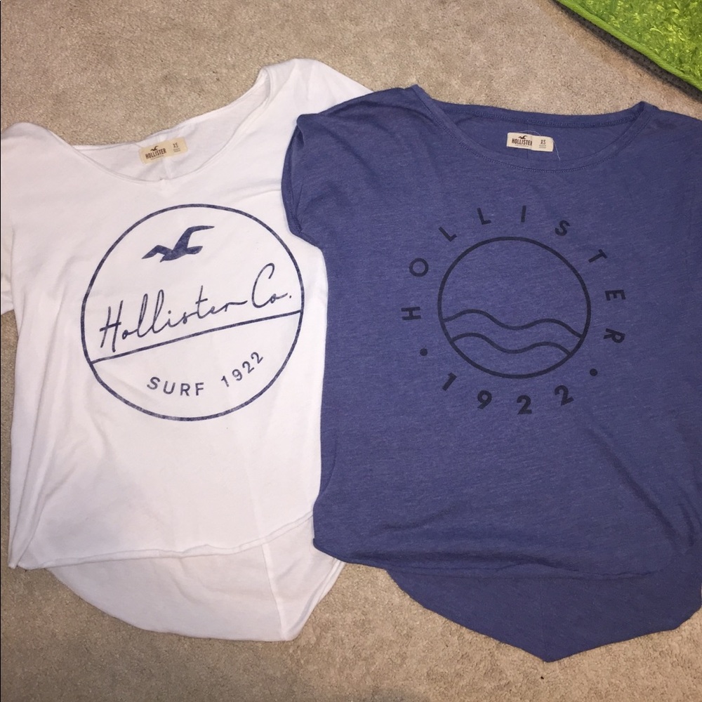 2 XS Hollister soft tees