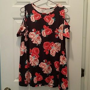 Floral top with shoulder cutout