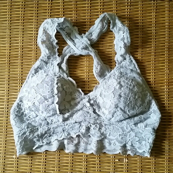 *SOLD* NWOT Secret Treasures Lace Bralette - Picture 1 of 2
