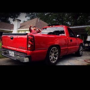 Meet your Posher, Uriel