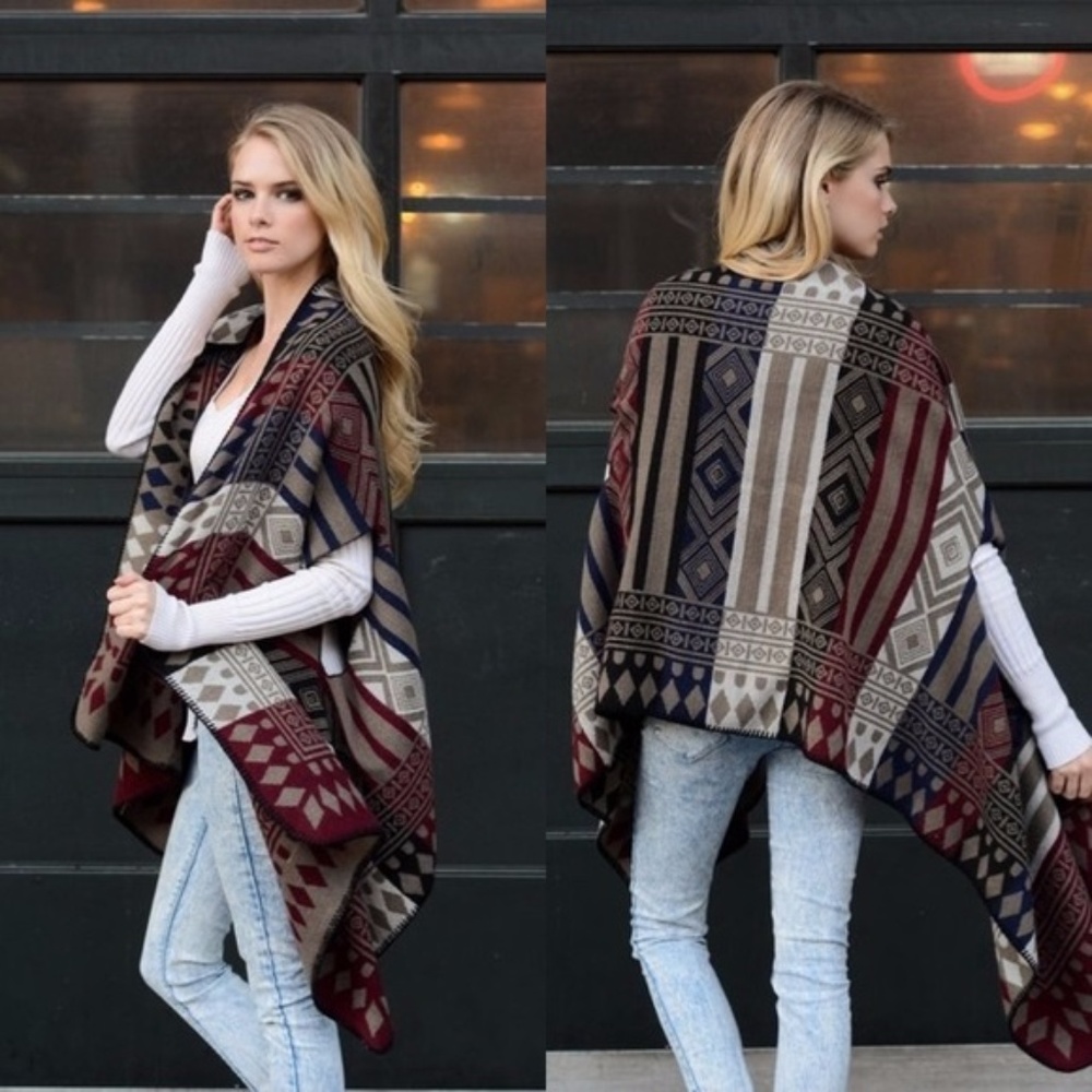 "NEW" MOCHA Poncho - Picture 2 of 3