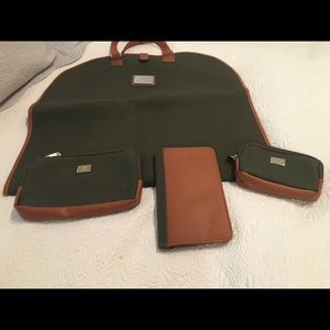 4 piece travel  accessories