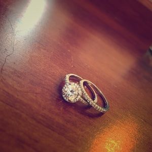 14k Sterling Silvr Certified Diamnd Halo-Size 6