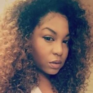 Meet your Posher, Gabrielle railyn