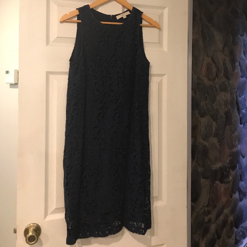Sleeveless navy lace Ann Taylor loft dress