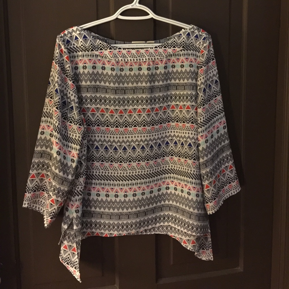 Asymmetrical Patterned Shirt - Large - image 1