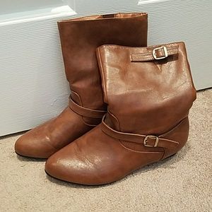 Brown boots