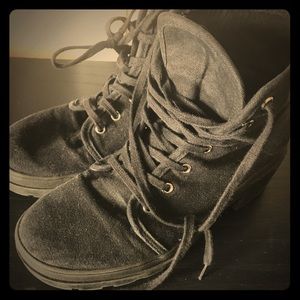 Forever 21 black mid ankle canvas lace up boot