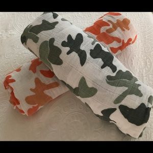 Aden and Anais Swaddle Blankets - Set of 2