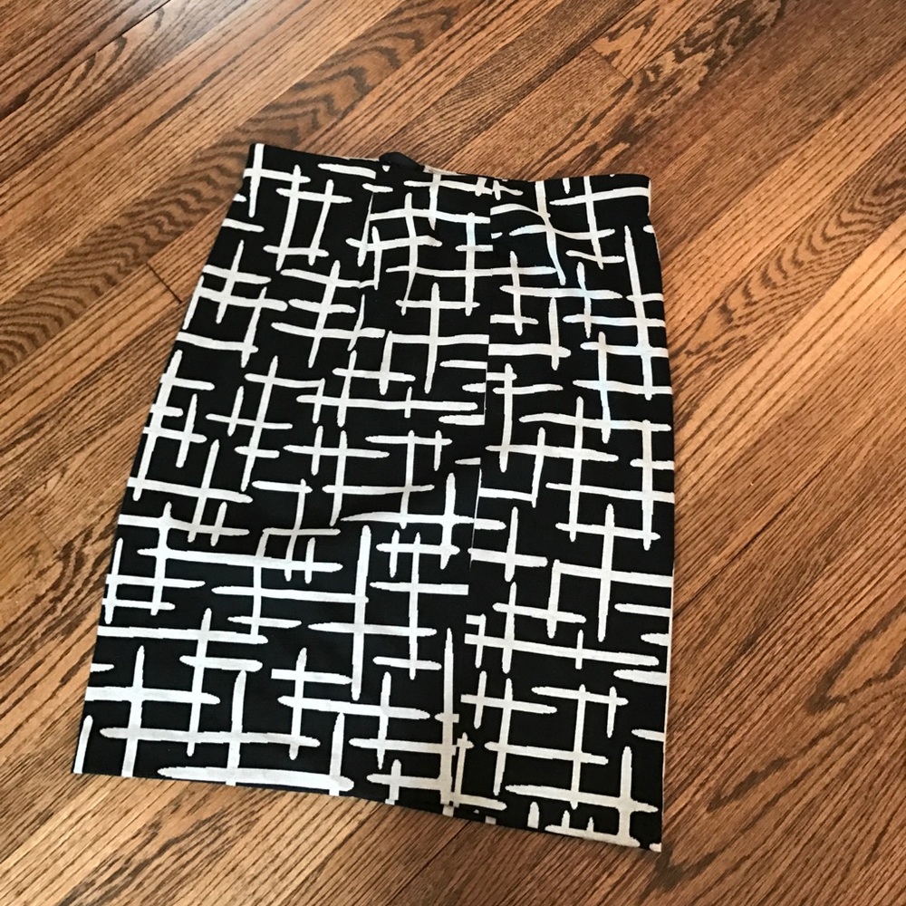 Black and white winter weight dress skirt