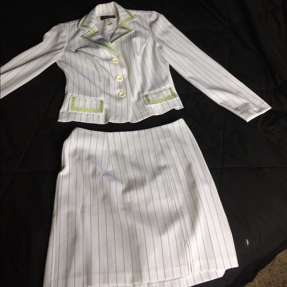 Skirt suit cami included