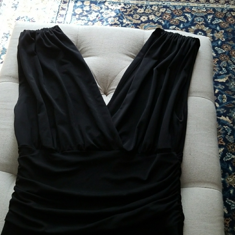 Dress - Picture 3 of 4