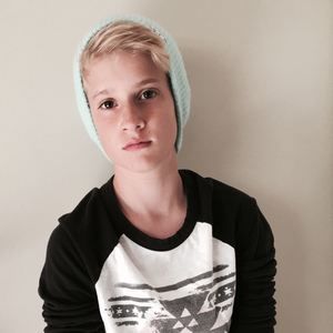 Meet your Posher, Tj