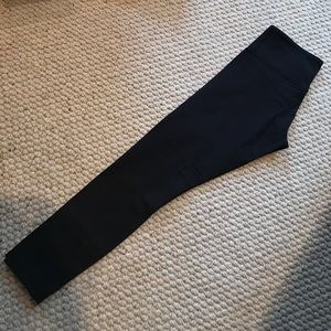 Lululemon Wunder Under Pants Size 4