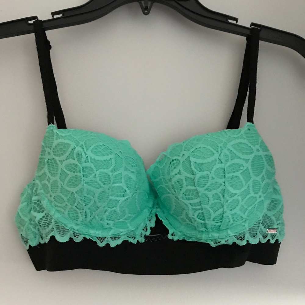 Pink lace push-up