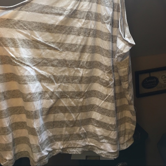 Gap shirt - Picture 4 of 4