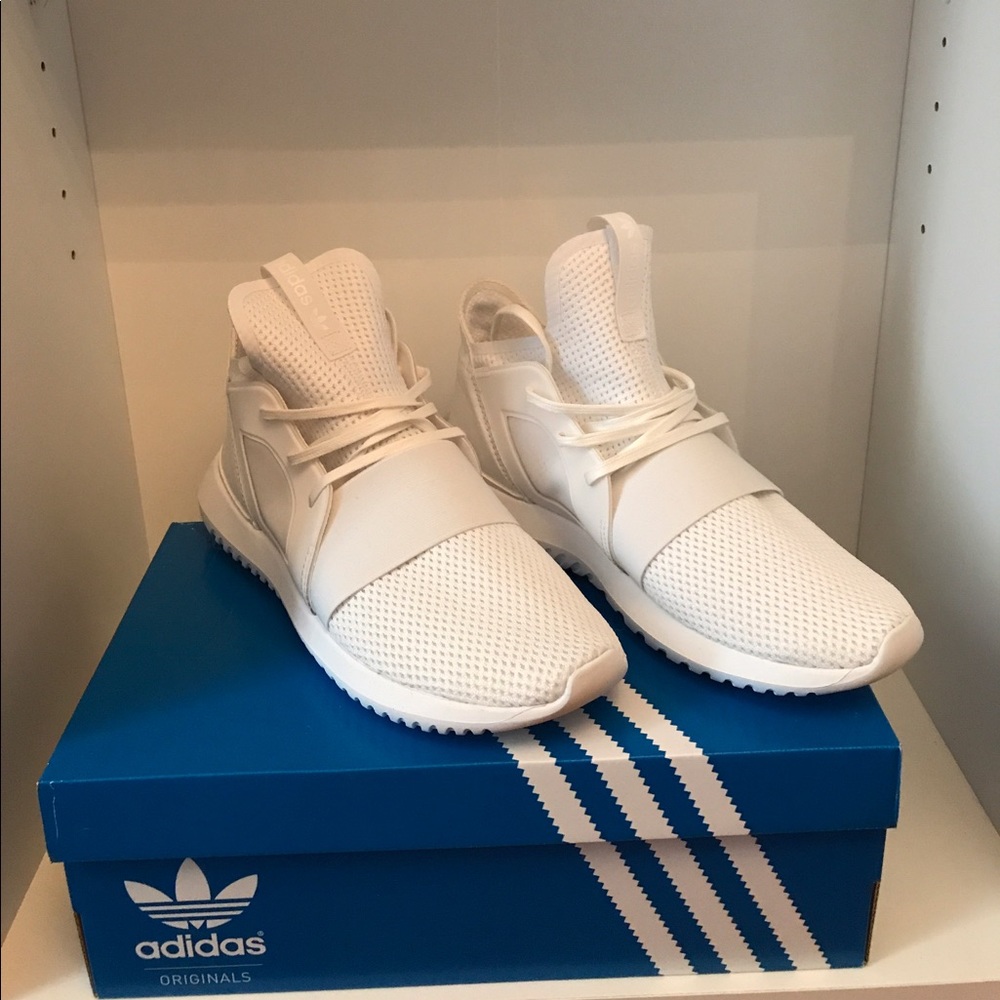 Adidas Tubular White Sneakers 7.5