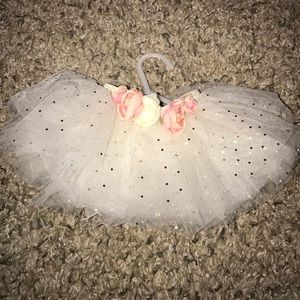 Baby girls tutu (never worn)