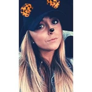 Meet your Posher, Nathalia